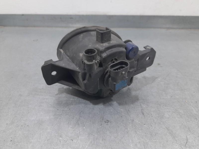 Recambio de faro antiniebla izquierdo para nissan nv 400 l1h1 3,3t pro referencia OEM IAM 8200002469  