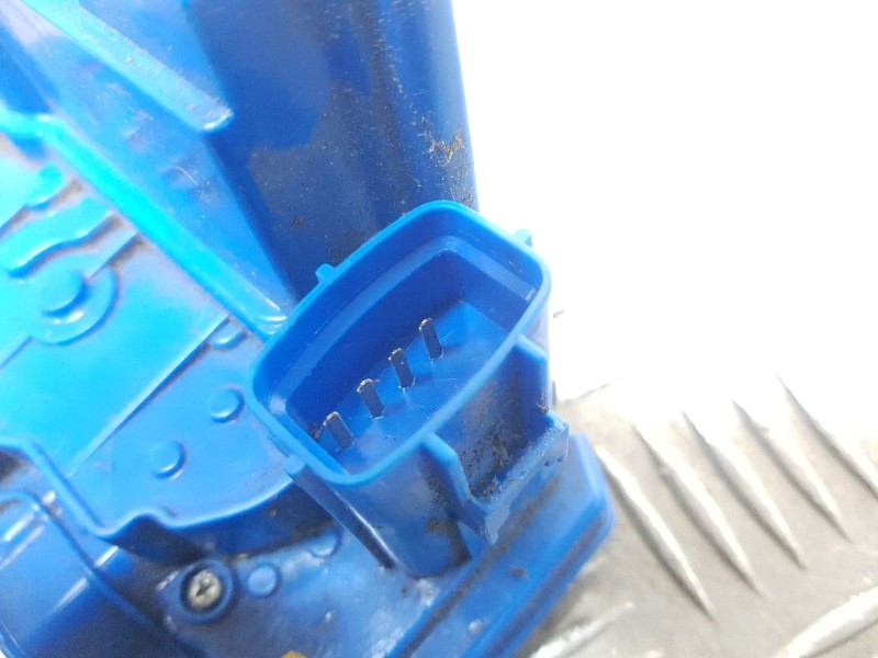 Recambio de cerradura puerta trasera izquierda para fiat 500l (351_, 352_) 1.4 (199lyb1b) referencia OEM IAM 52018125 4 PINS 