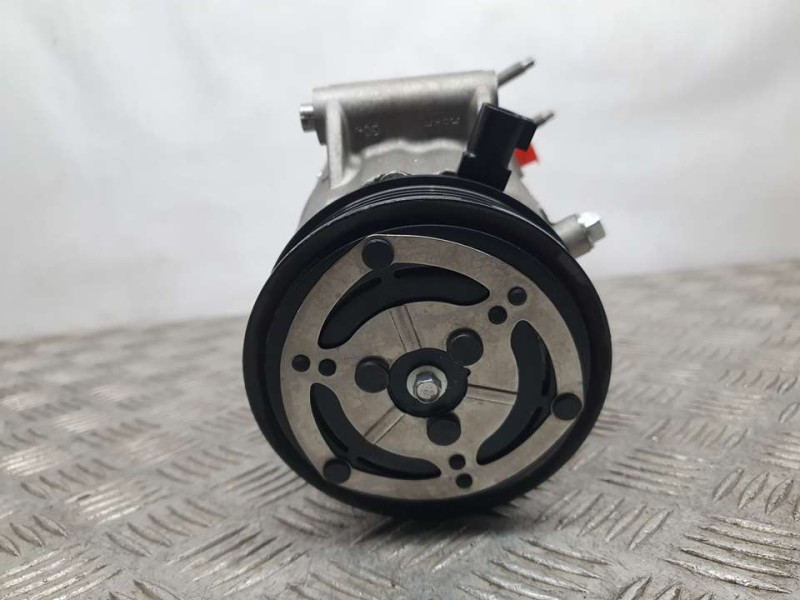 Recambio de compresor aire acondicionado para ford kuga st-line referencia OEM IAM GN1119D629AC  