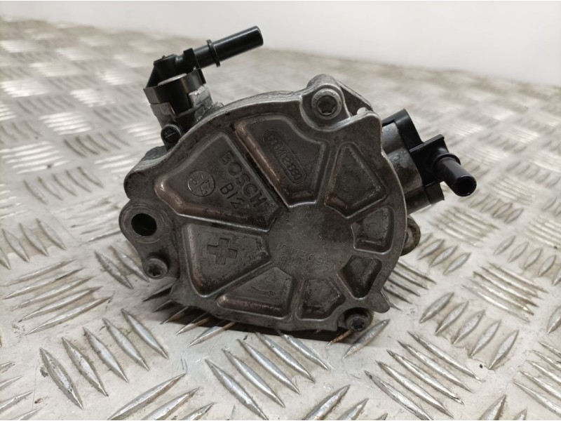 Recambio de depresor freno / bomba vacio para peugeot 308 sw 1.2 12v e-thp referencia OEM IAM 9804021880 1C11509F BOSCH