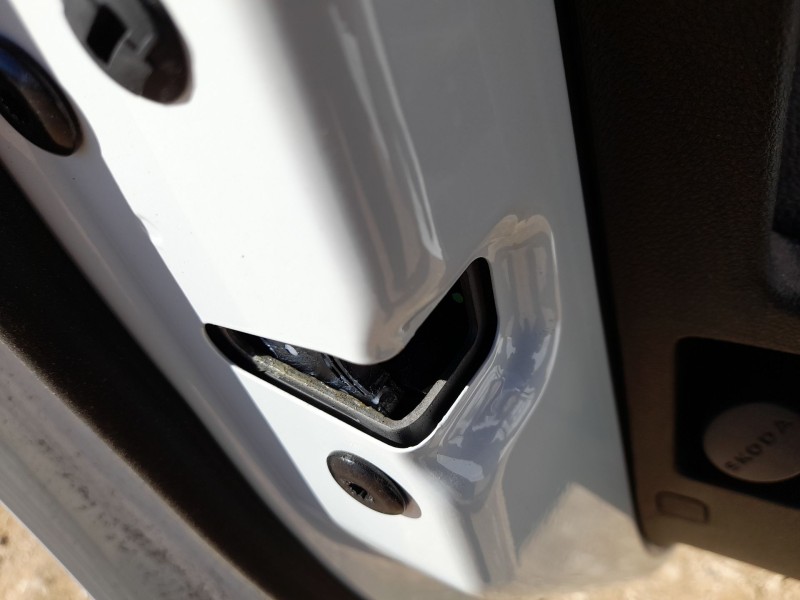 Recambio de cerradura puerta delantera izquierda para skoda octavia iv (nx3, nn3, pv3) 1.5 tsi referencia OEM IAM 3J1837015A  