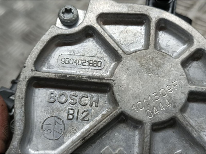 Recambio de depresor freno / bomba vacio para peugeot 308 sw 1.2 12v e-thp referencia OEM IAM 9804021880 1C11509F BOSCH
