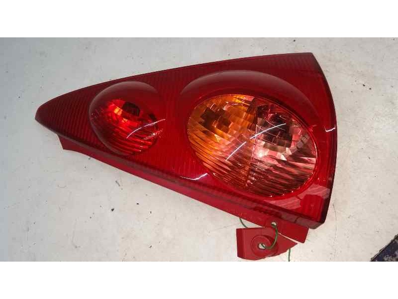 Recambio de piloto trasero derecho para peugeot 107 trendy referencia OEM IAM   TOCADO