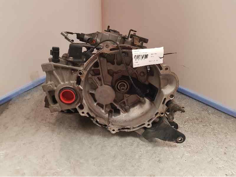 Recambio de caja cambios para hyundai matrix (fc) gls referencia OEM IAM P71767 391043 5VELOCIDADES