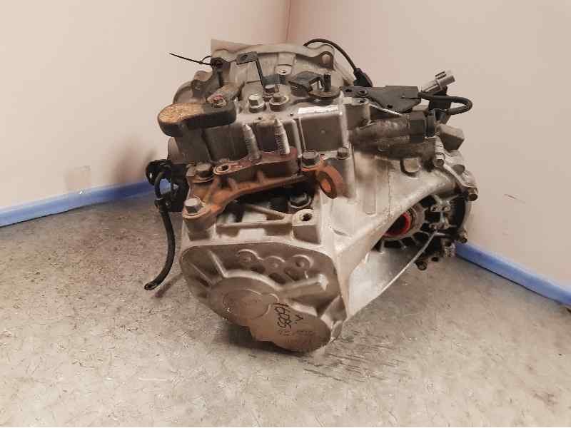 Recambio de caja cambios para hyundai matrix (fc) gls referencia OEM IAM P71767 391043 5VELOCIDADES