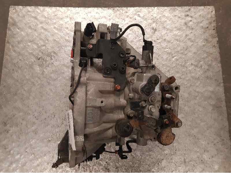 Recambio de caja cambios para hyundai matrix (fc) gls referencia OEM IAM P71767 391043 5VELOCIDADES