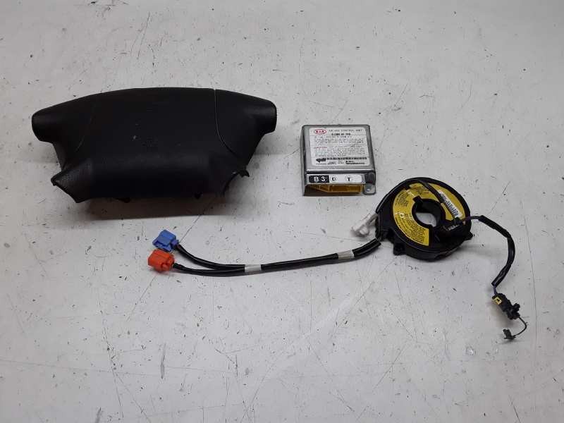 Recambio de airbag delantero izquierdo para kia rio 1.3 cat referencia OEM IAM 0K30E677F0  