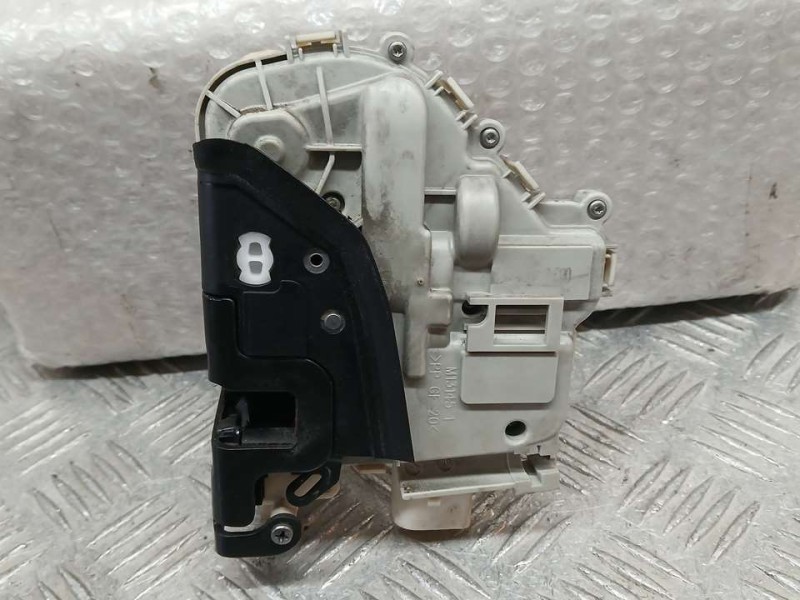 Recambio de cerradura puerta delantera izquierda para audi a3 sportback (8va) ambiente referencia OEM IAM 8X1837015  ELECTRICA 7