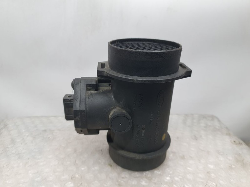 Recambio de caudalimetro para kia shuma 1.8 comfort 5 berlina referencia OEM IAM 0K08013210 M280217105 