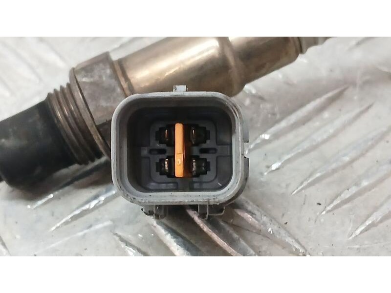 Recambio de sonda lambda para kia cee´d concept referencia OEM IAM 9025030156  3921003120