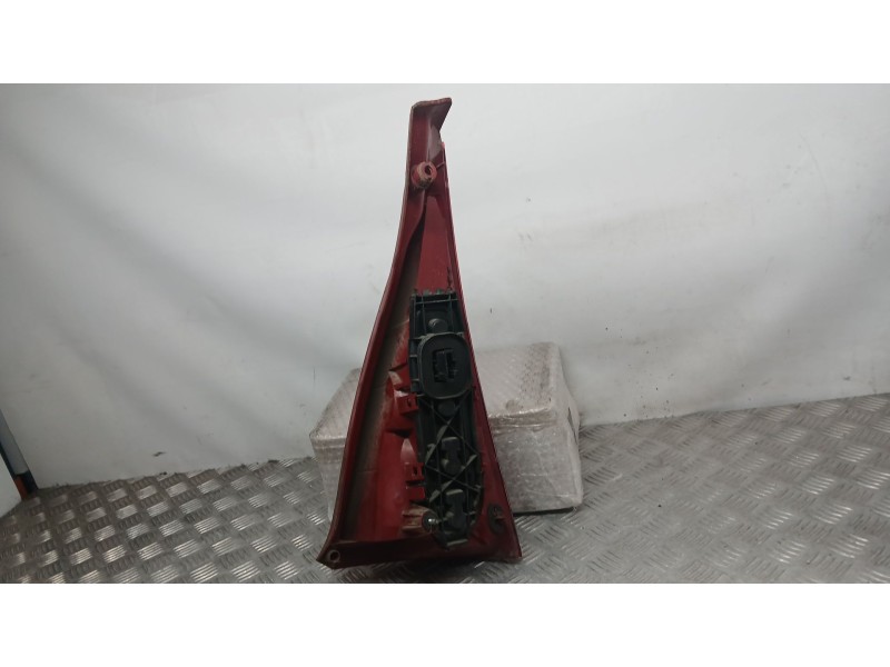 Recambio de piloto trasero izquierdo para citroën c3 i (fc_, fn_) 1.4 hdi referencia OEM IAM 6350Q3  