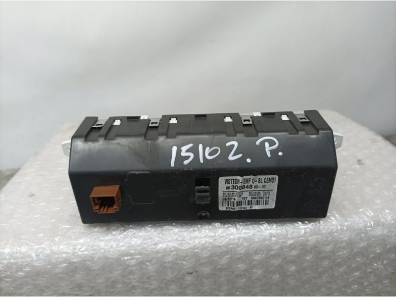 Recambio de pantalla multifuncion para peugeot expert furgón pro standar referencia OEM IAM 9830084880 87502144 