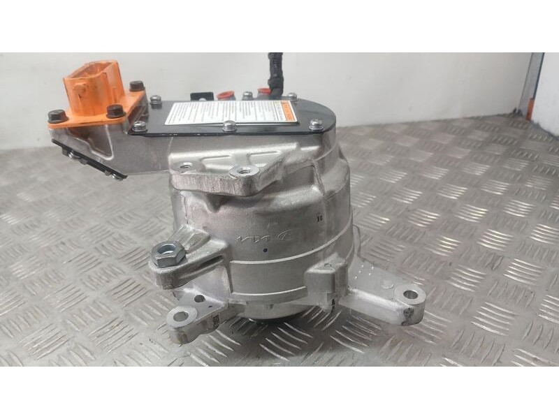 Recambio de alternador para kia niro hybrid concept referencia OEM IAM 3739003920 HSG ASSY K240509236S