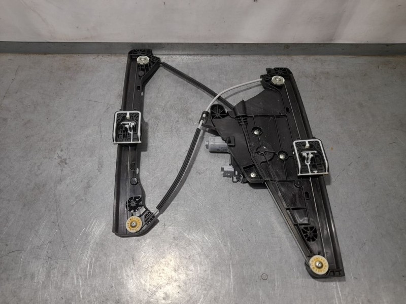 Recambio de elevalunas delantero derecho para peugeot 208 (p2) active referencia OEM IAM 9829043380  ELECTRICO 6 PINES