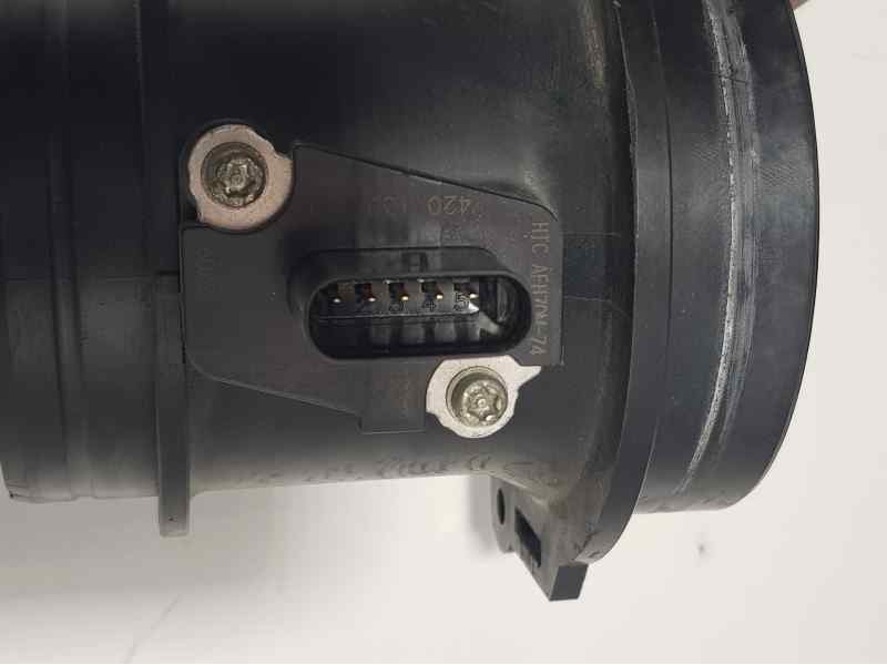 Recambio de caudalimetro para audi a6 berlina (4f2) 2.7 tdi quattro referencia OEM IAM 420133471 AFH HITACHI