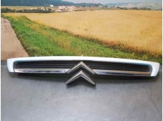 Recambio de rejilla delantera para citroën c8 2.0 hdi sx referencia OEM IAM   
