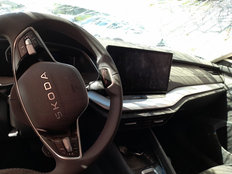 Recambio de kit airbag para skoda octavia iv (nx3, nn3, pv3) 1.5 tsi referencia OEM IAM 5E3880201AD C/SALPICADERO,PRETENSORES Y 