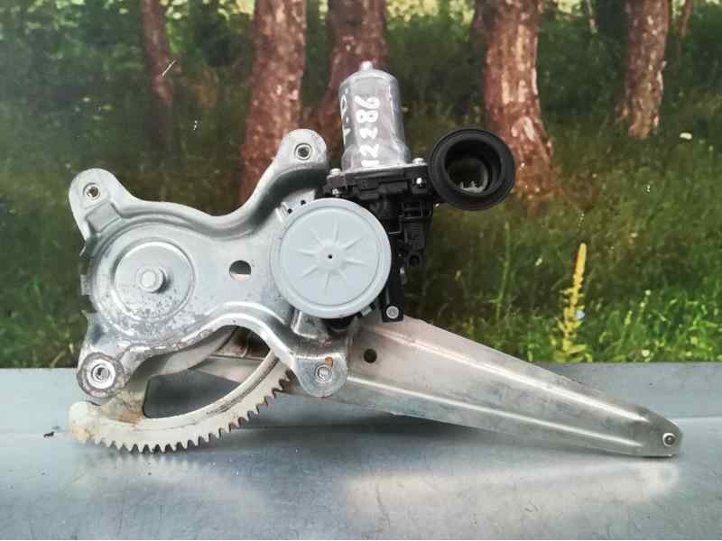 Recambio de elevalunas trasero derecho para toyota rav 4 (a3) 2.0 16v cat referencia OEM IAM  6 PINS VEHÍCULO INUNDADO