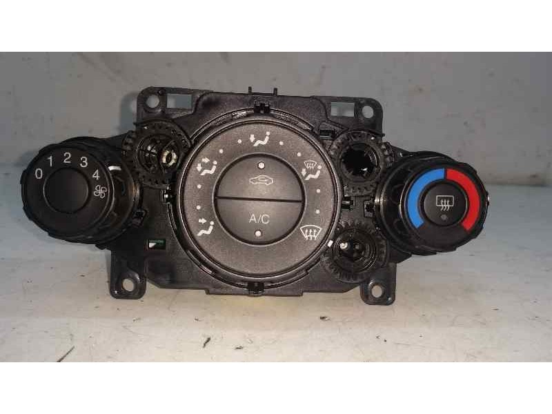 Recambio de mando calefaccion / aire acondicionado para ford fiesta (cb1) ambiente referencia OEM IAM 8A6119980AE  