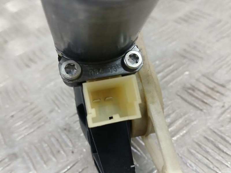 Recambio de elevalunas delantero izquierdo para audi a3 sportback (8va) ambiente referencia OEM IAM 8V4837461 B000035263 ELECTRI