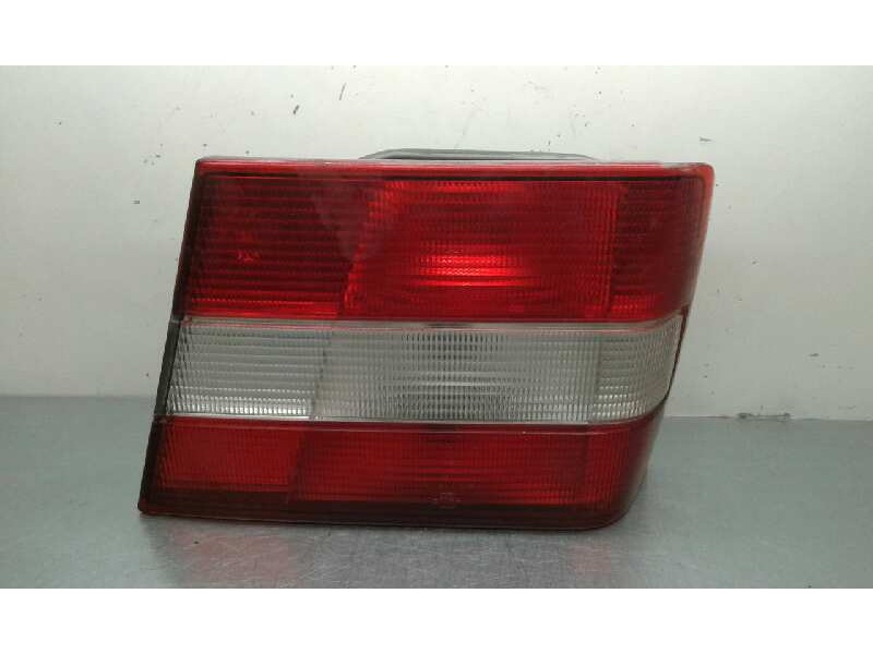 Recambio de piloto trasero derecho para volvo serie 940 berlina/familiar referencia OEM IAM   INTERIOR