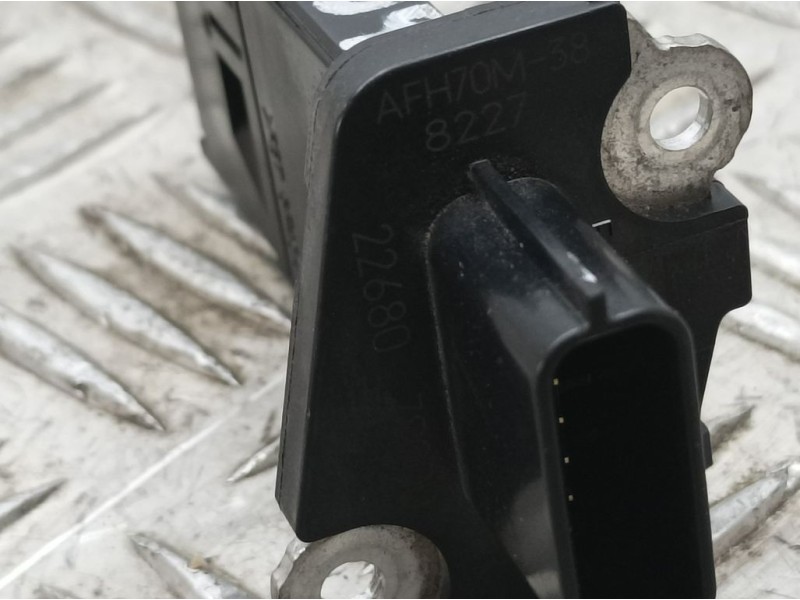 Recambio de caudalimetro para nissan qashqai (j10) acenta referencia OEM IAM 226807S000 AFH70M38 