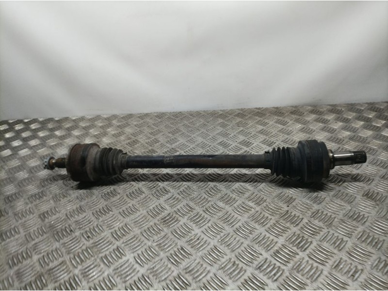 Recambio de transmision trasera izquierda para mercedes-benz clase c (w203) berlina 200 compressor (203.045) referencia OEM IAM 