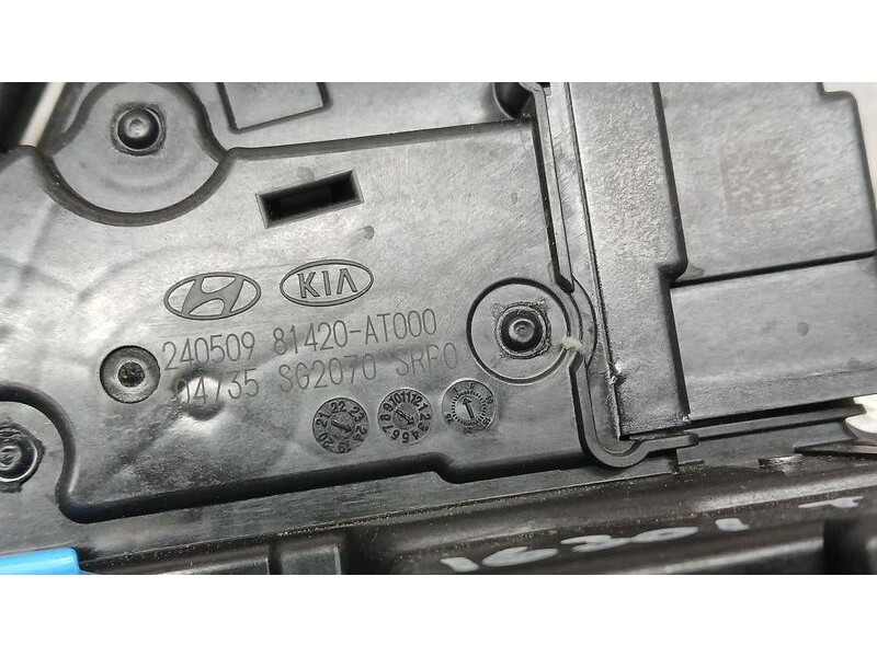 Recambio de cerradura puerta trasera derecha para kia niro hybrid concept referencia OEM IAM 81420AT000 240509 ELECTRICA