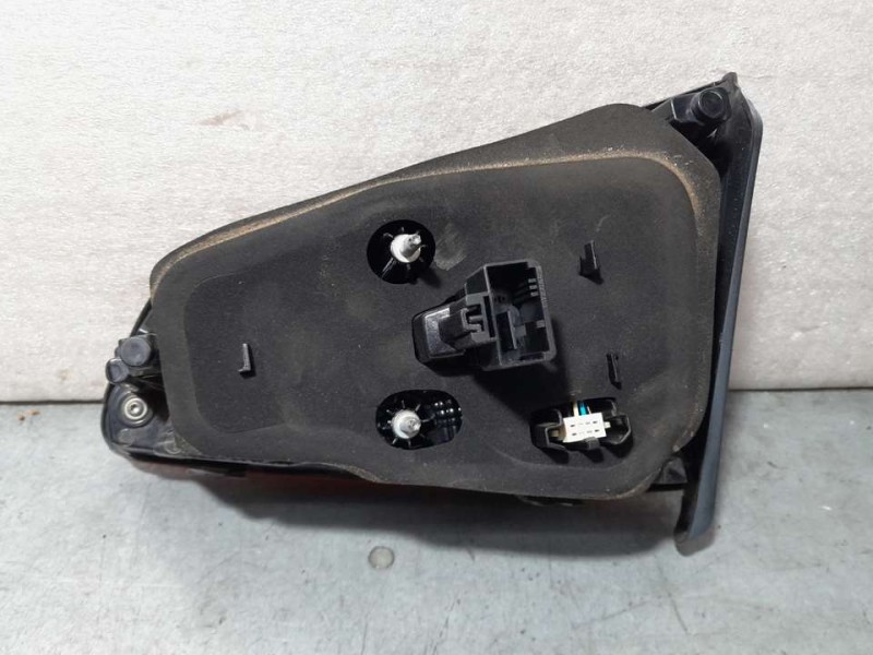 Recambio de piloto trasero izquierdo para volkswagen golf vii lim. (bq1) comfortline referencia OEM IAM 5G0945093AG  INTERIOR