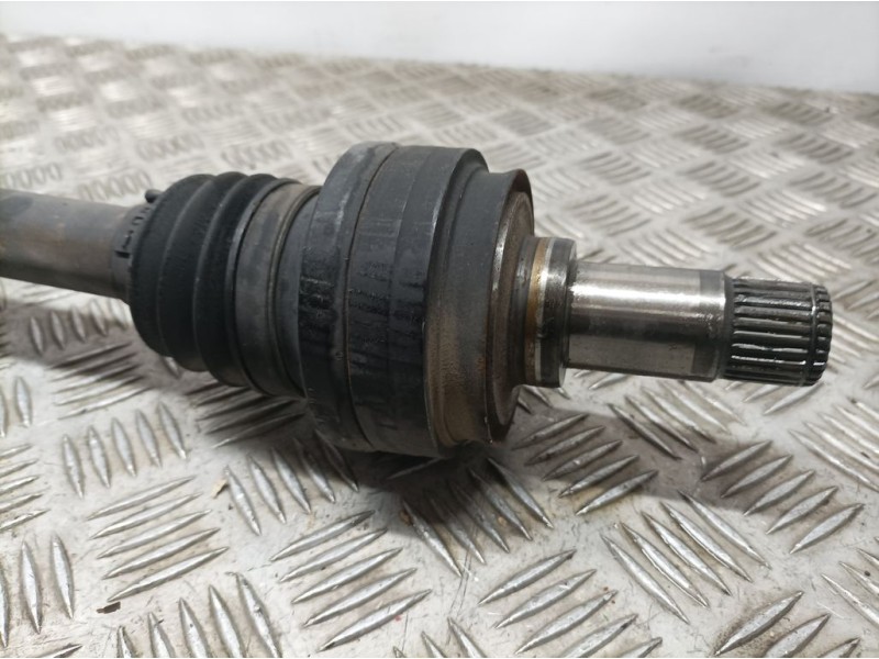 Recambio de transmision trasera izquierda para mercedes-benz clase c (w203) berlina 200 compressor (203.045) referencia OEM IAM 