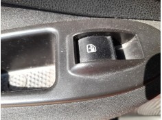 Recambio de mando elevalunas trasero izquierdo para fiat 500l (351_, 352_) 1.4 (199lyb1b) referencia OEM IAM 735600120  