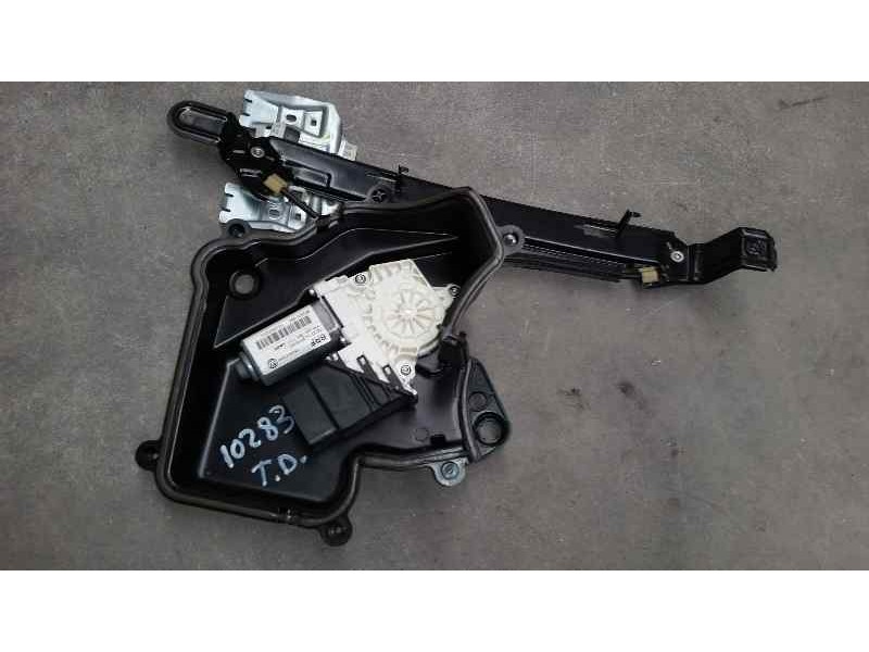 Recambio de elevalunas trasero derecho para seat leon (1p1) reference referencia OEM IAM  18 PINS ELECTRICO