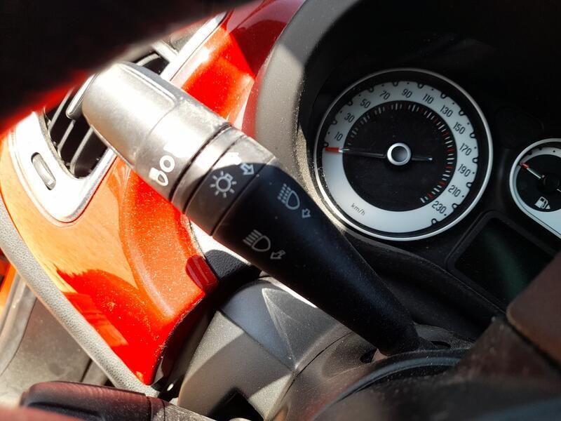 Recambio de mando luces y limpia para fiat 500l (351_, 352_) 1.4 (199lyb1b) referencia OEM IAM 735593863  