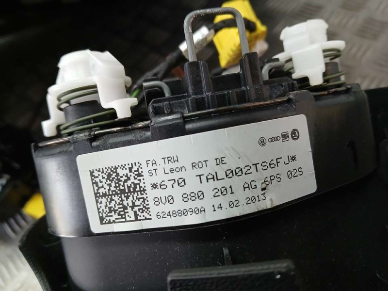 Recambio de kit airbag para audi a3 sportback (8va) ambiente referencia OEM IAM 8V1857001L  C/ SALPICADERO Y SIN PRETENSORES Y C