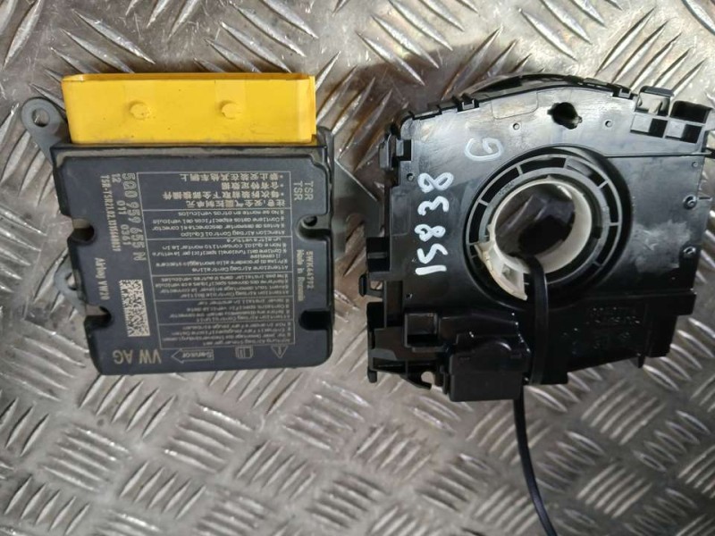 Recambio de kit airbag para audi a3 sportback (8va) ambiente referencia OEM IAM 8V1857001L  C/ SALPICADERO Y SIN PRETENSORES Y C