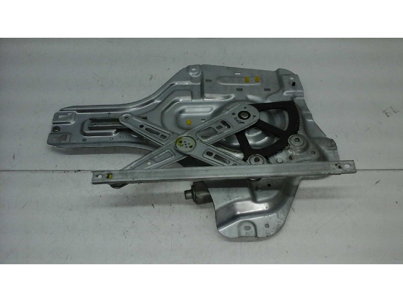 Recambio de elevalunas trasero derecho para kia cerato 1.5 lx crdi berlina (4-ptas.) referencia OEM IAM  2 PINS ELECTRICO