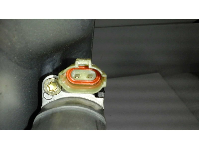 Recambio de elevalunas trasero derecho para kia cerato 1.5 lx crdi berlina (4-ptas.) referencia OEM IAM  2 PINS ELECTRICO