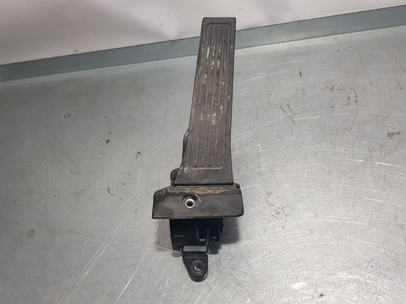 Recambio de potenciometro pedal para hyundai ix35 comfort 2wd referencia OEM IAM 1430A2S000  