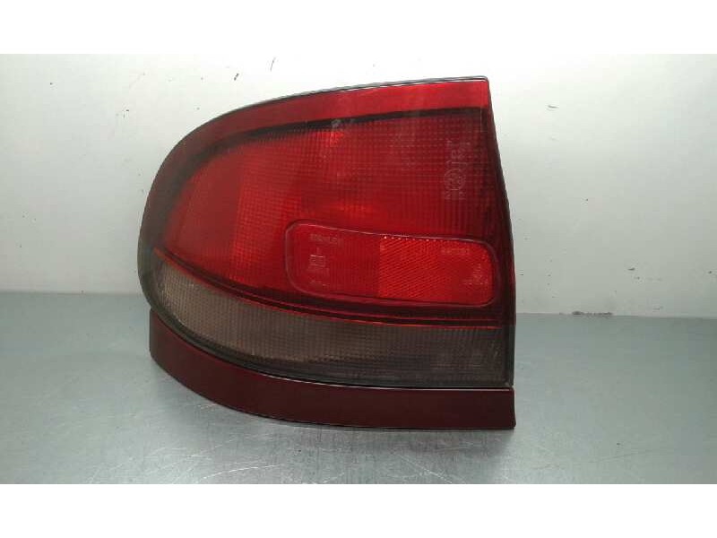 Recambio de piloto trasero izquierdo para mazda 626 berlina (ge) gle referencia OEM IAM   