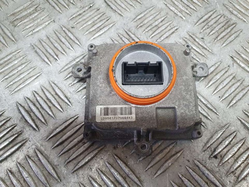 Recambio de centralita faros xenon para audi a3 sportback (8vf) design edition referencia OEM IAM 4G0907397R KEBODA D.D