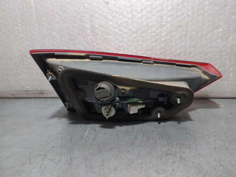 Recambio de piloto trasero derecho para hyundai ix20 gls style referencia OEM IAM 924041K0  INTERIOR
