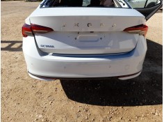 Recambio de paragolpes trasero para skoda octavia iv (nx3, nn3, pv3) 1.5 tsi referencia OEM IAM 5E6807421E  