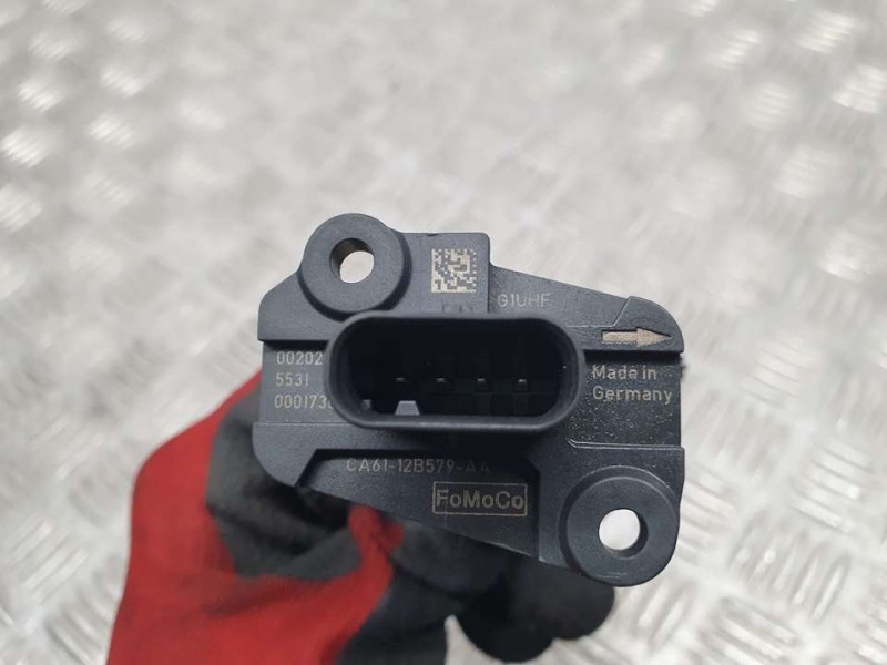 Recambio de caudalimetro para ford fiesta (ccn) ambiente referencia OEM IAM CA6112B579AA  