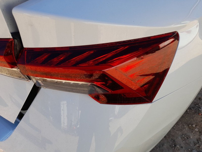 Recambio de piloto trasero derecho exterior para skoda octavia iv (nx3, nn3, pv3) 1.5 tsi referencia OEM IAM 5E3945208B  