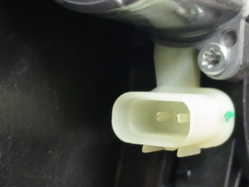 Recambio de elevalunas trasero derecho para kia niro hybrid concept referencia OEM IAM 83480AT000  ELECTRICO 2 PINS