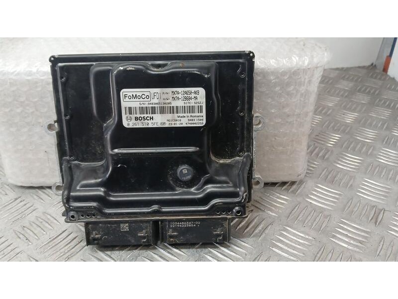 Recambio de centralita motor uce para ford focus iv turnier (hp) 1.0 ecoboost mhev referencia OEM IAM MX7A12A650AKB 0261S105FE B