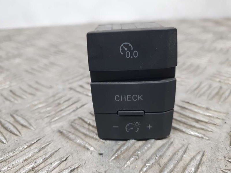 Recambio de mando multifuncion para audi a6 avant (4f2) 2.7 tdi quattro referencia OEM IAM 4L1927123VUV  