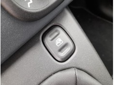 Recambio de mando elevalunas delantero derecho para fiat panda (312_, 319_) 1.0 mild hybrid (312.pyd1b) referencia OEM IAM 73553