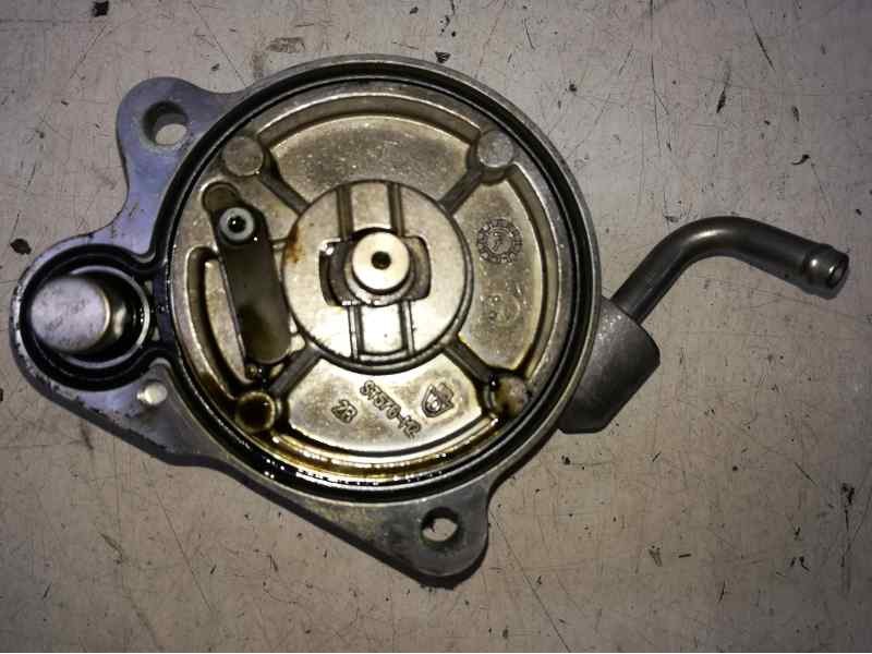 Recambio de depresor freno / bomba vacio para toyota auris 1.4 turbodiesel cat referencia OEM IAM 09030756  LUK