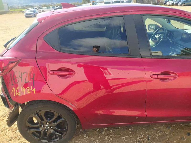 Recambio de puerta trasera derecha para mazda 2 lim. () black tech edition referencia OEM IAM D0Y07202XK  TOCADA